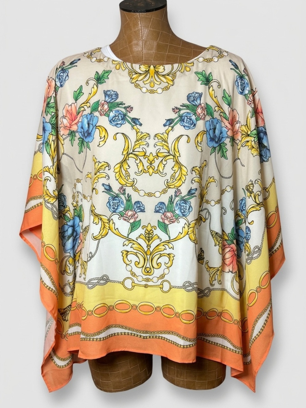 Belle by Kim Gravel High Status Poncho Top Excellent Condition
